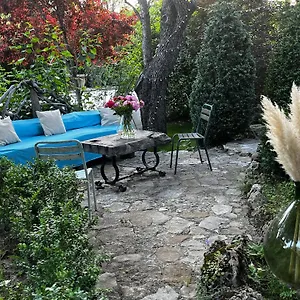 Bed & Breakfast Le Priolat Des Anges Aux Portes Des Gorges Du Verdon, Trigance